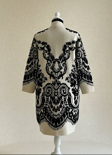 Cardigan lungo con ricami