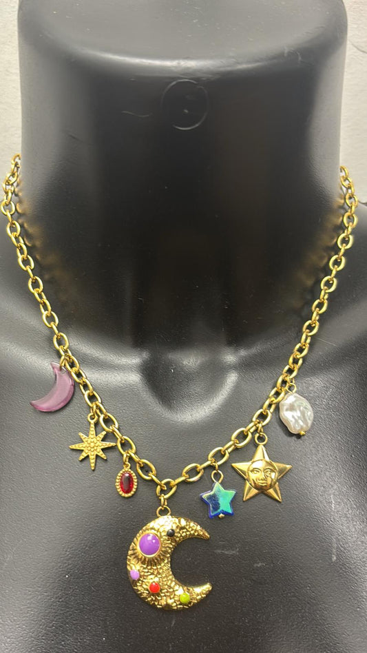 Collana con charms color oro