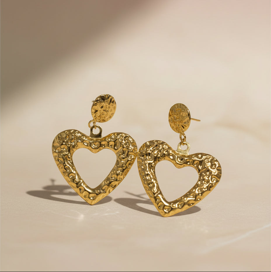Orecchini cuore martellati