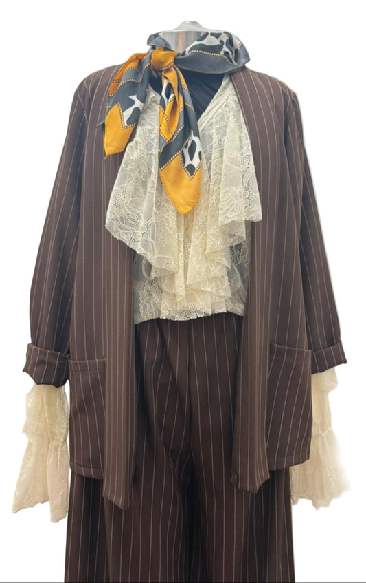 Completo gessato con pantalone palazzo e giacca fluida in viscosa