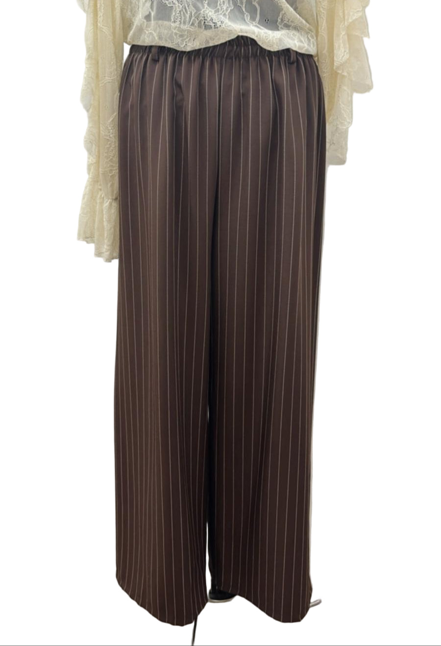 Completo gessato con pantalone palazzo e giacca fluida in viscosa