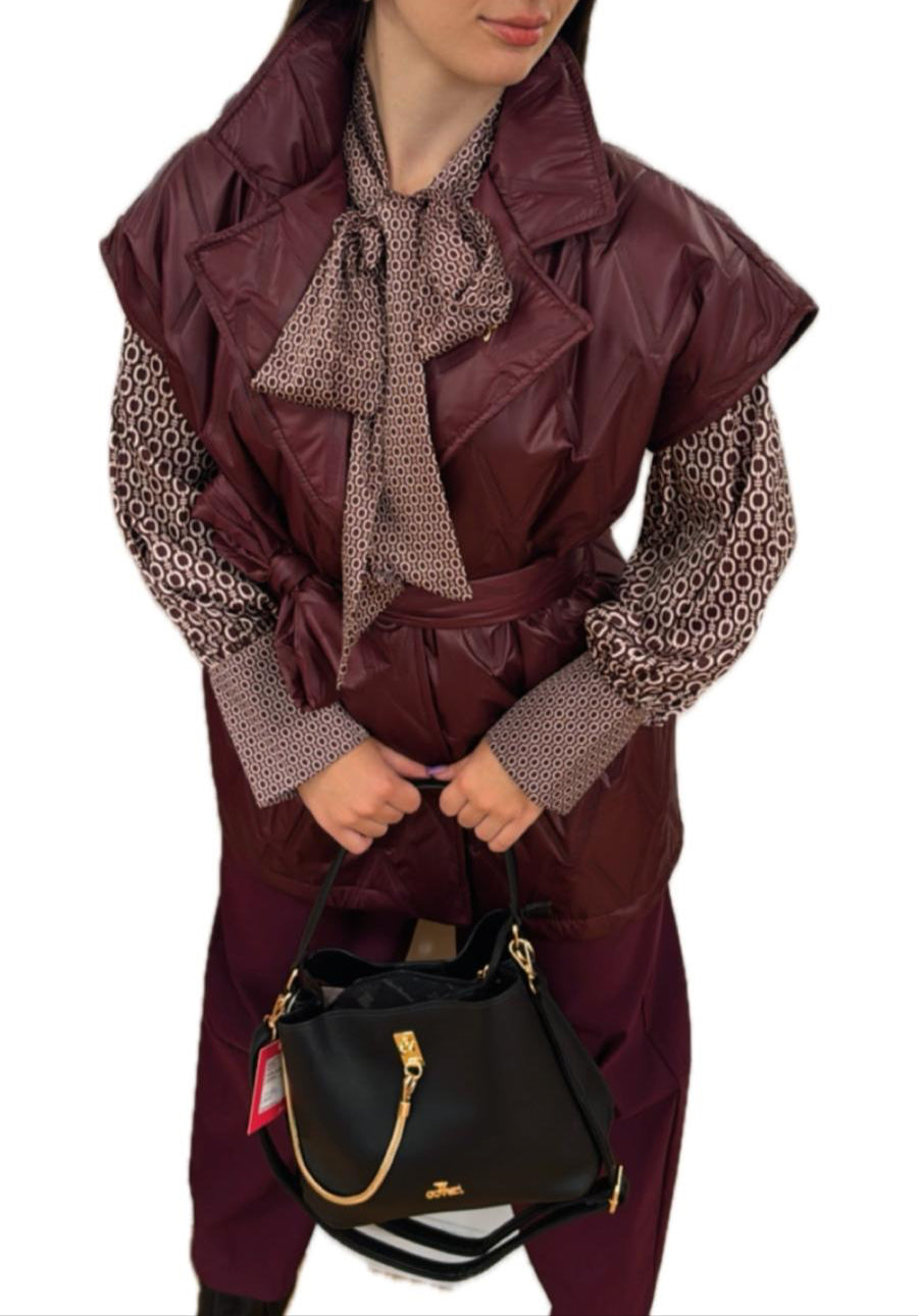Gilet piumino con cintura