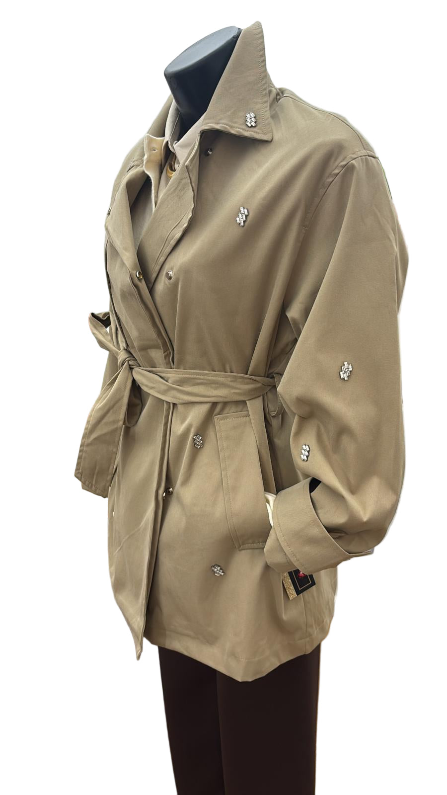Trench corto con strass
