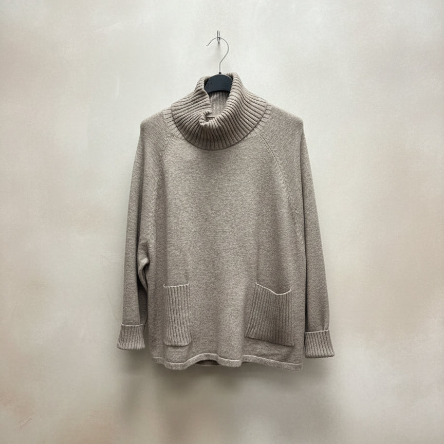 Maglione in viscosa con tasche