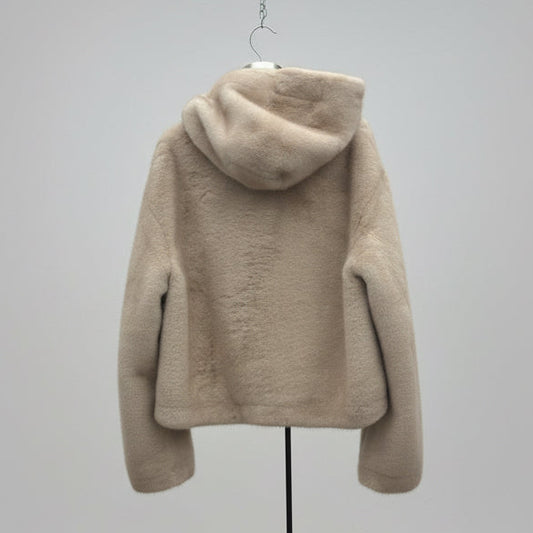 Ecopelliccia visone con cappuccio