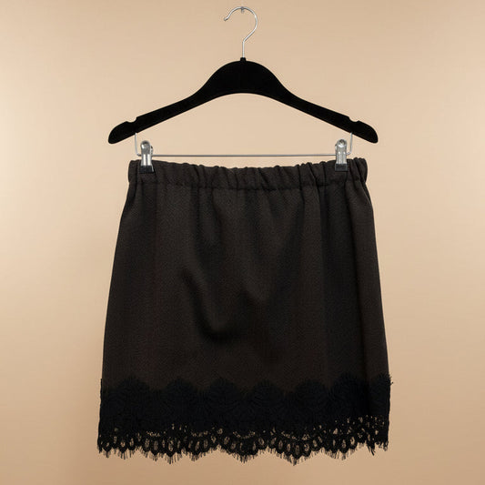 Gonna a portafoglio con profili in pizzo