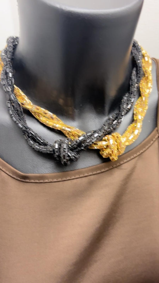 Collana in paillettes