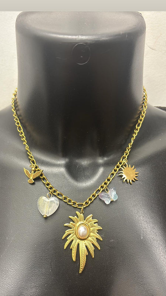 Collana con charms color oro