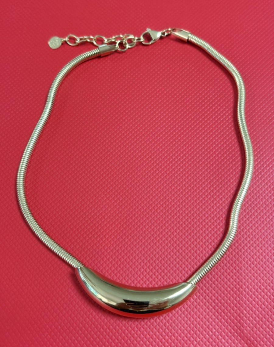 Collana mezzaluna