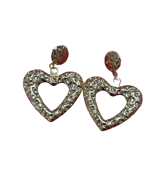 Orecchini cuore martellati