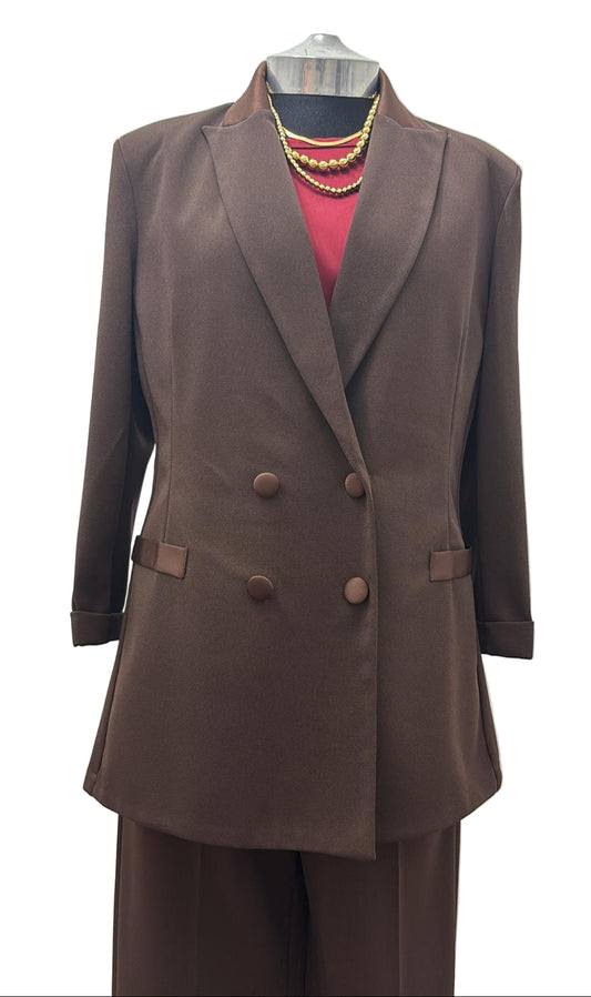 Completo Giacca doppiopetto e Pantalone elasticizzati con dettagli in raso