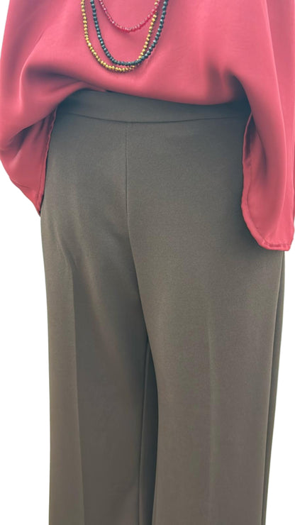 Completo Giacca doppiopetto e Pantalone elasticizzati con dettagli in raso
