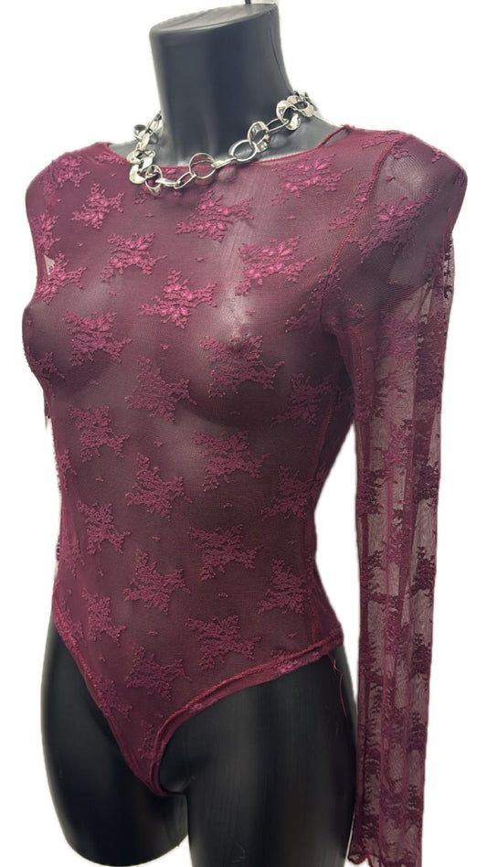 Body in pizzo con ricami