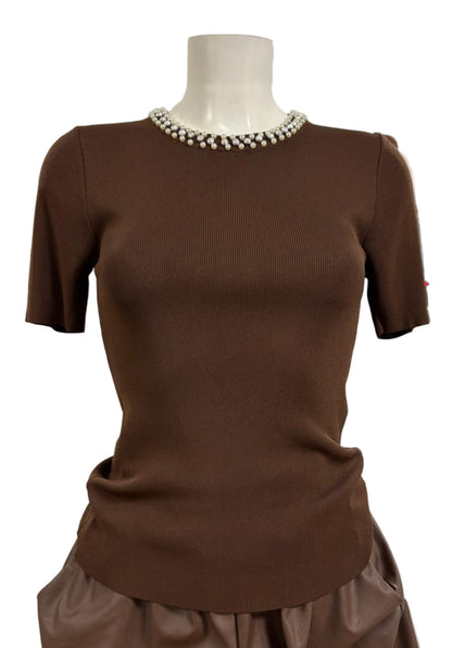 Maglia in filo con perle e strass