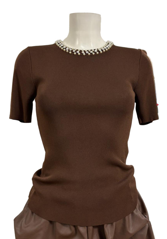 Maglia in filo con perle e strass