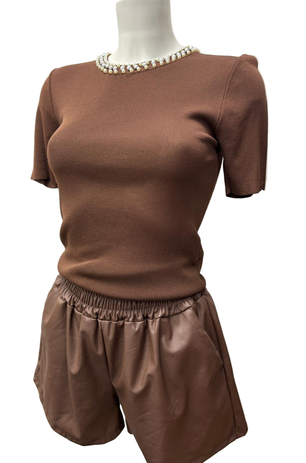 Short in ecopelle
