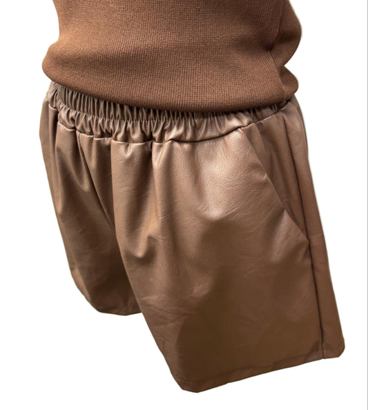Short in ecopelle
