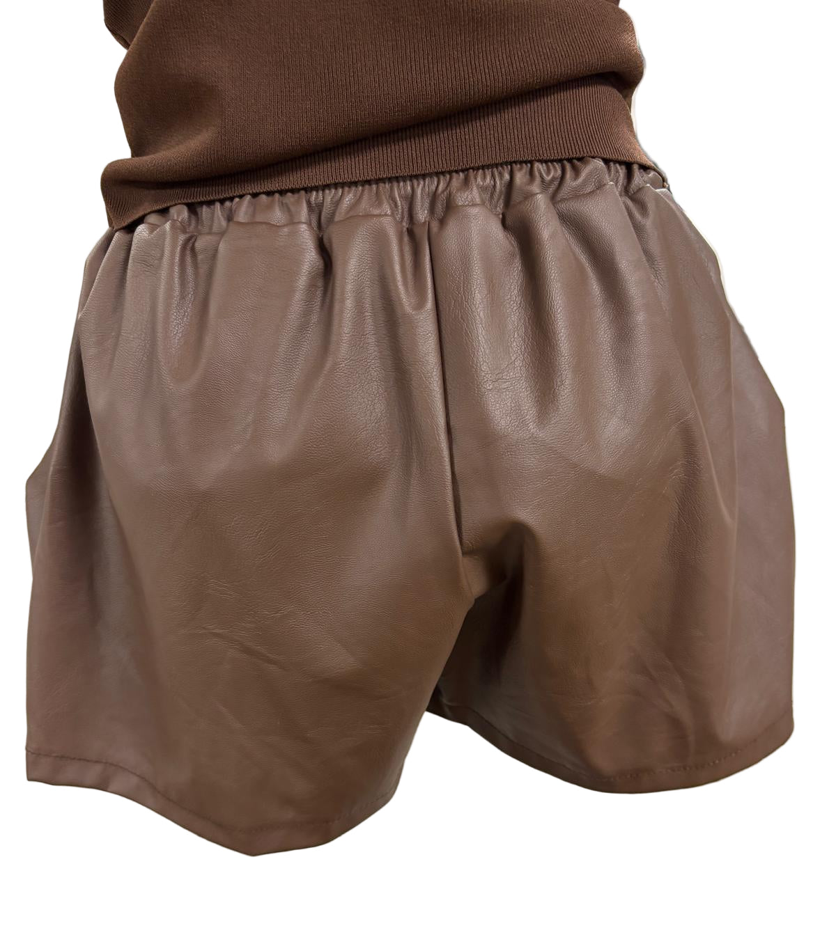 Short in ecopelle