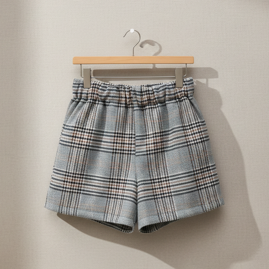 Shorts in lana a scacchi