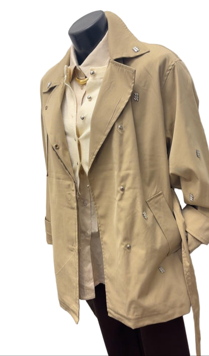 Trench corto con strass
