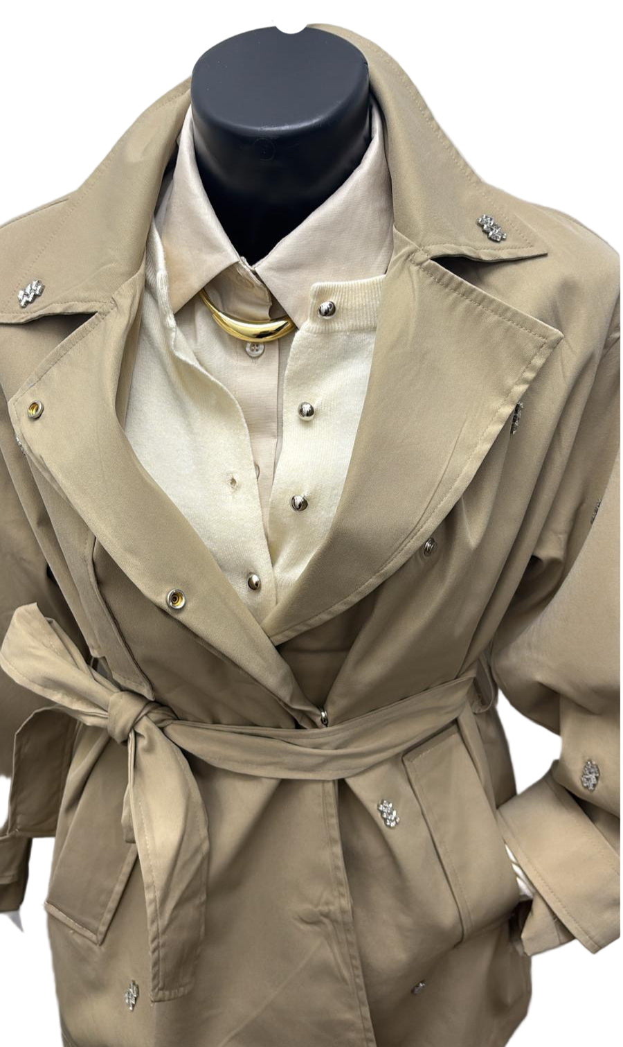 Trench corto con strass