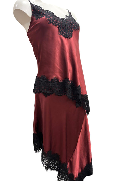 Completo Canotta & Gonna in raso con pizzo