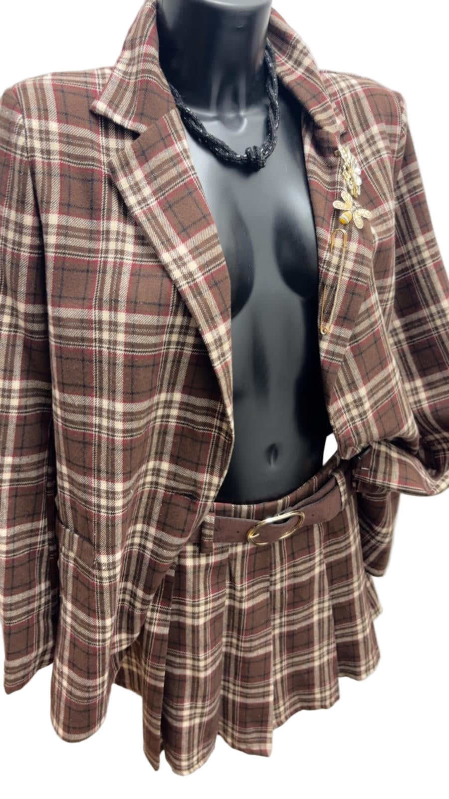 Completo shorts a gonna e giacca a scacchi