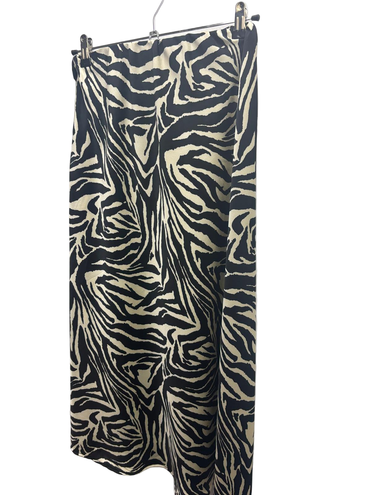 Gonna zebrata in raso