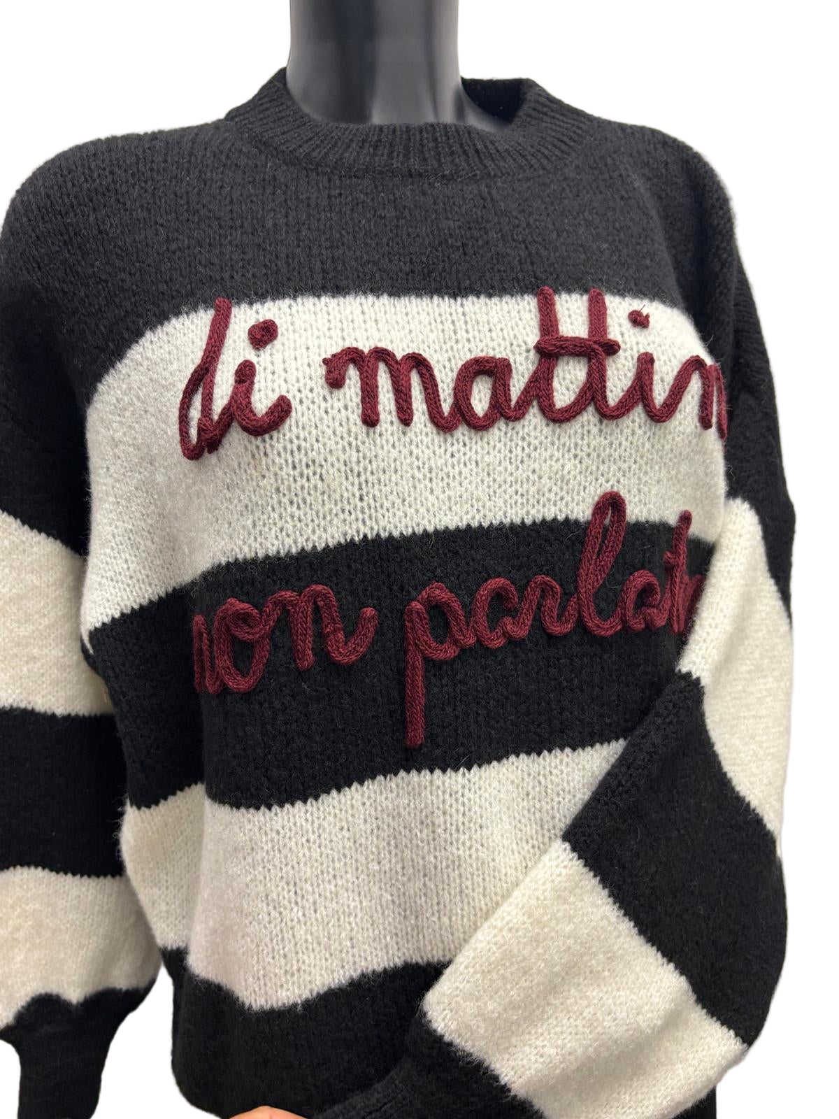 Maglioncino con ricamo