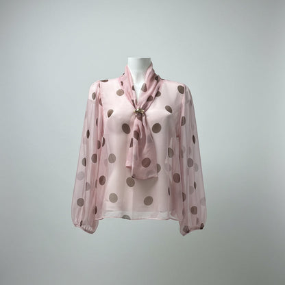 Camicia con dettaglio sul collo