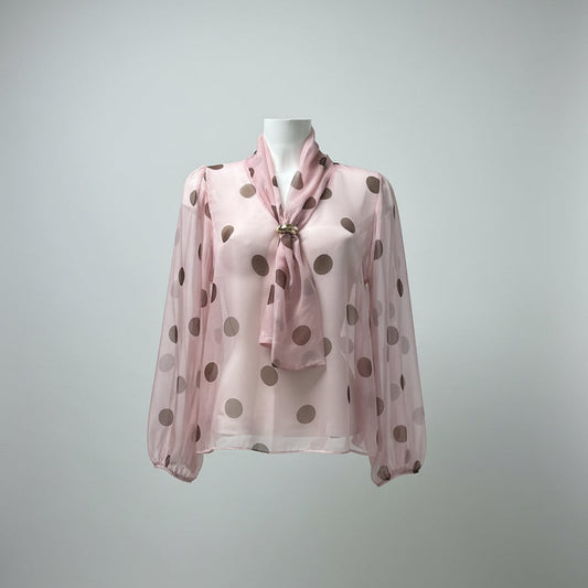 Camicia con dettaglio sul collo