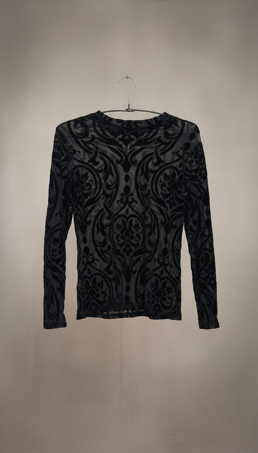 Maglia in tulle con ricami velluto