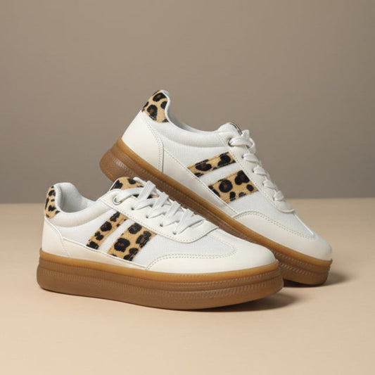 Tennis modello Adidas