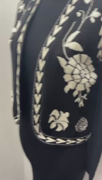 Gilet in viscosa con ricami