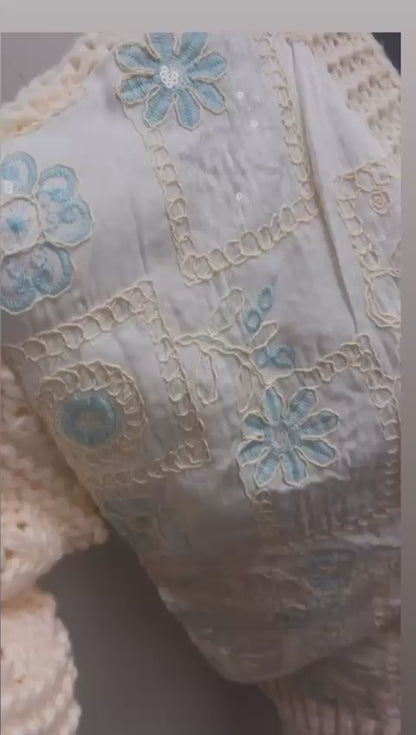 Cardigan in lana con inserti in raso e strass