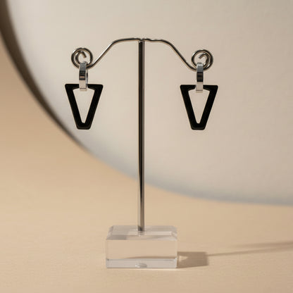 Orecchini pendenti a triangolo